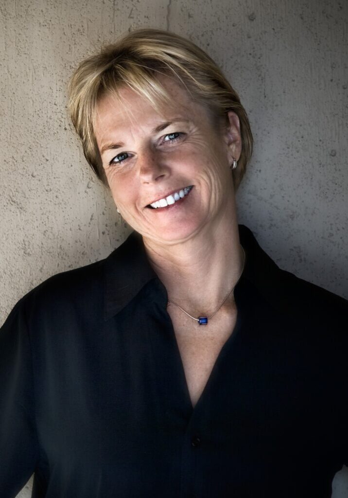 ©attreostudio All Rights Reserved Www.attreostudio.com